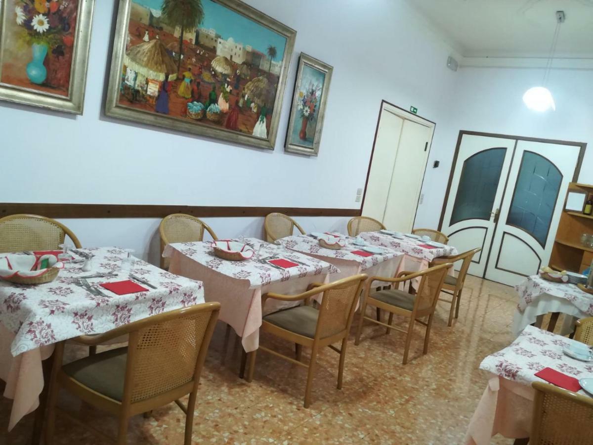 Hotel Olimpia Алассіо Екстер'єр фото