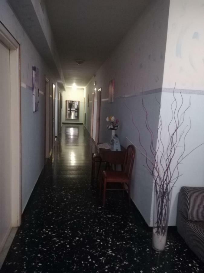 Hotel Olimpia Алассіо Екстер'єр фото